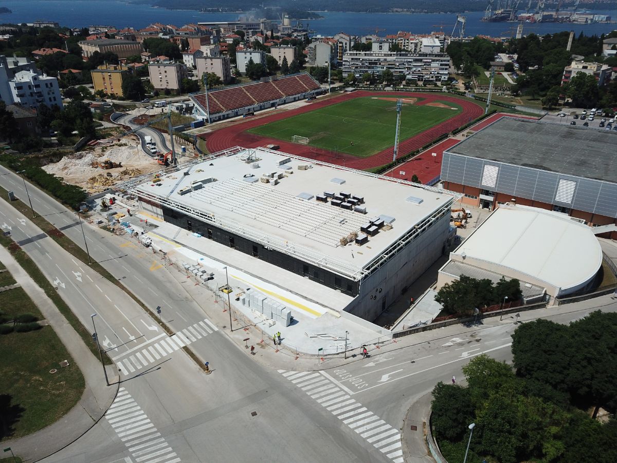 00000084 bazen pula 2