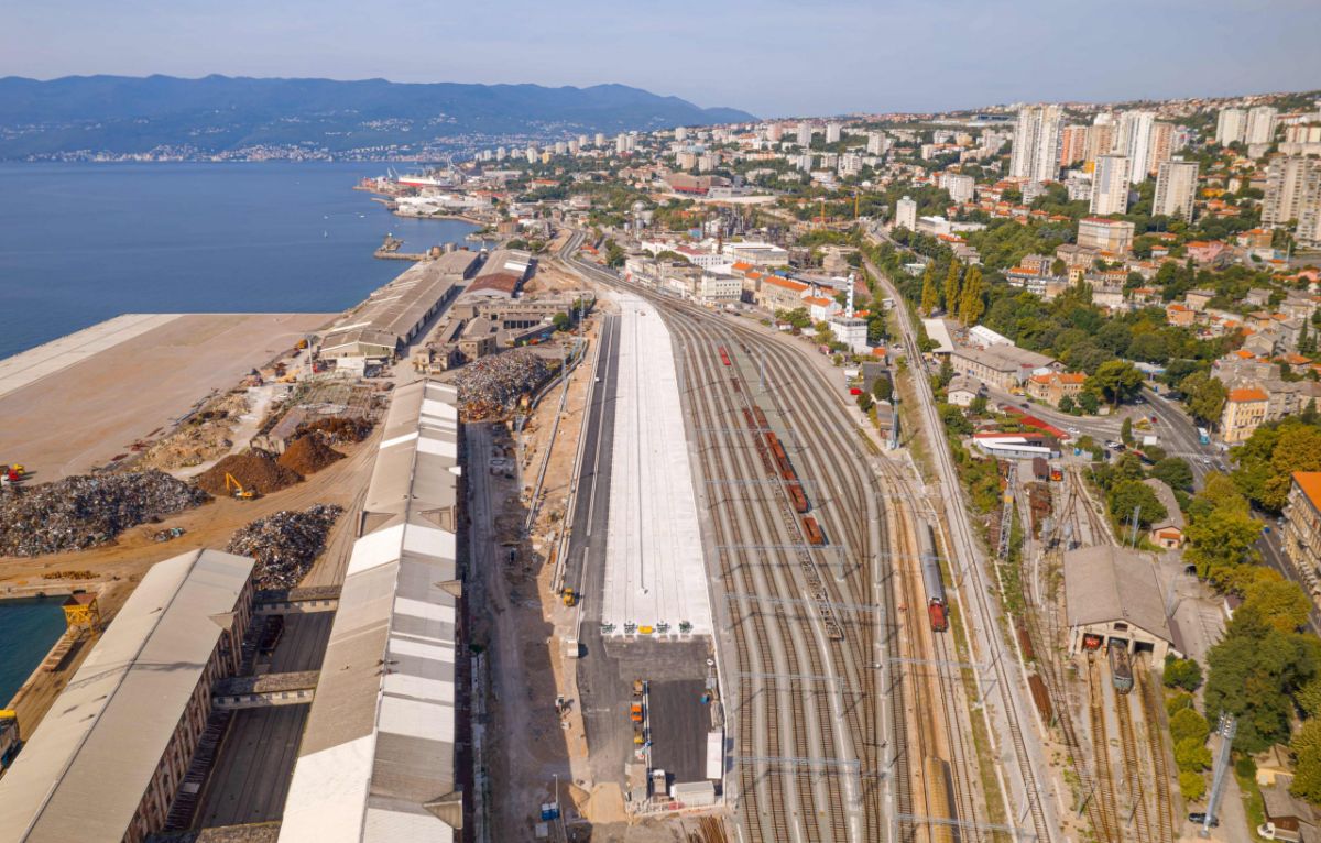 00000222 port rijeka 1 00000222 port rijeka 1